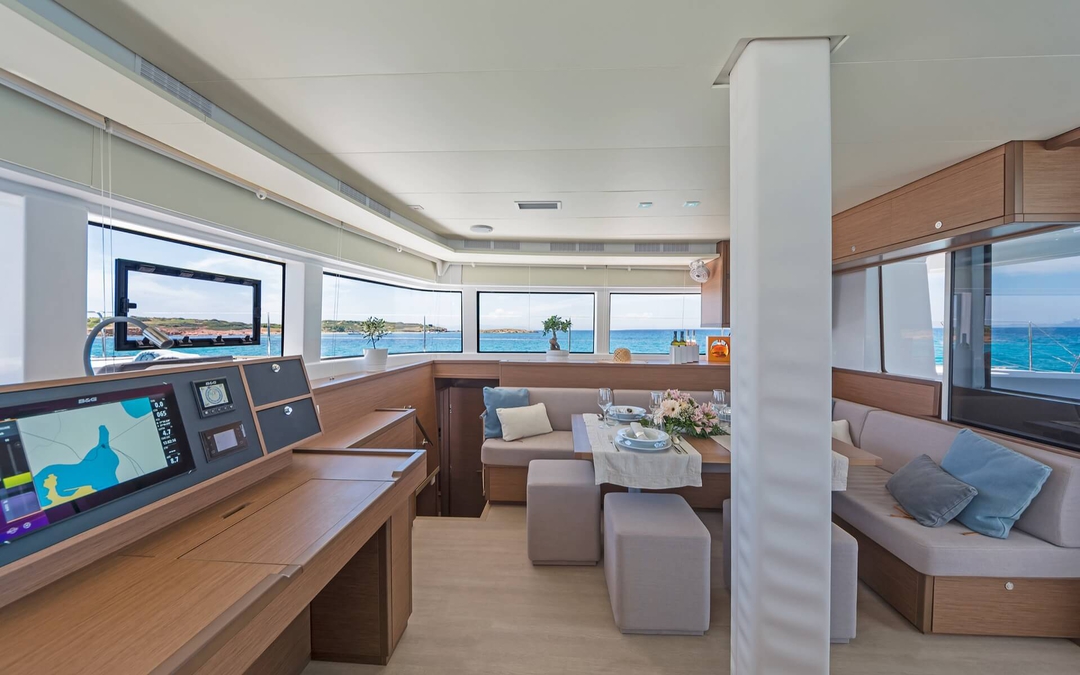 52' Lagoon