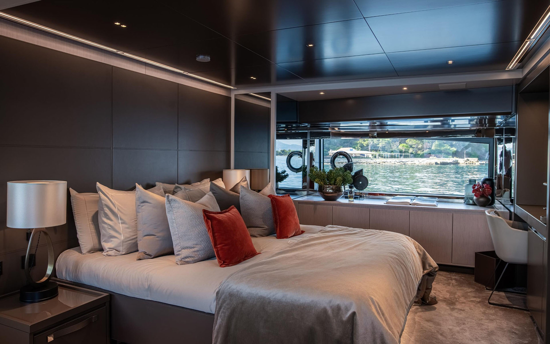 90' Riva Argo
