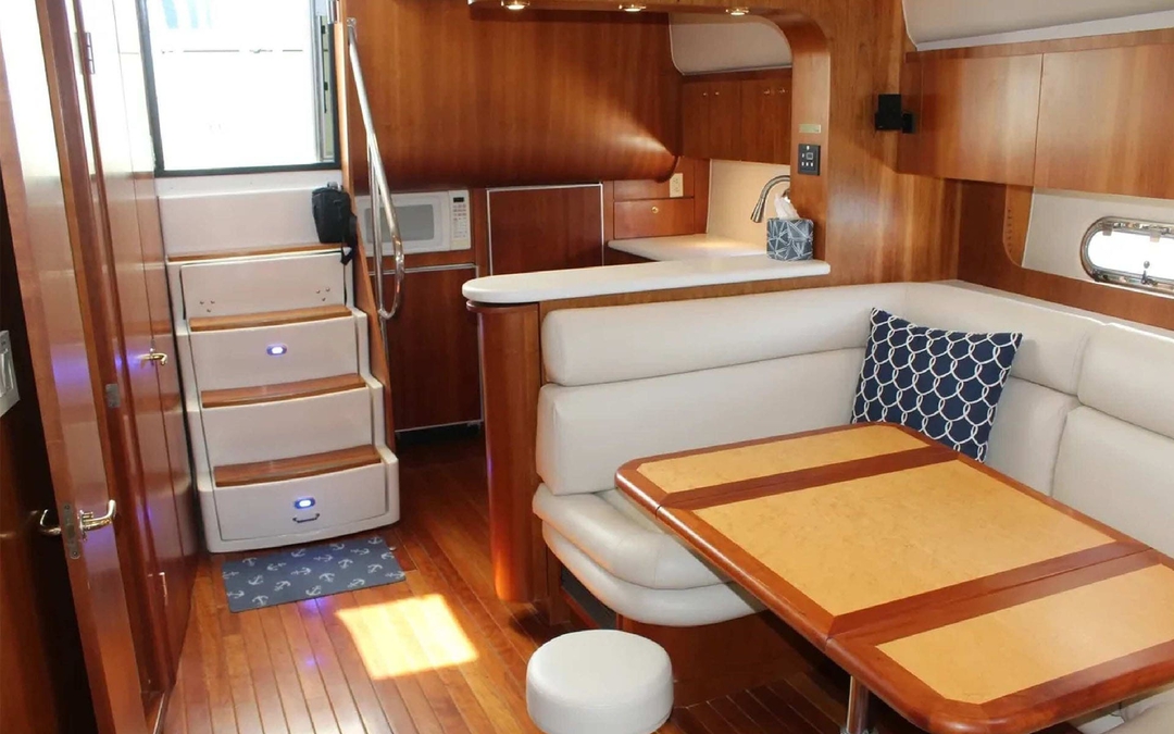 50' Tiara