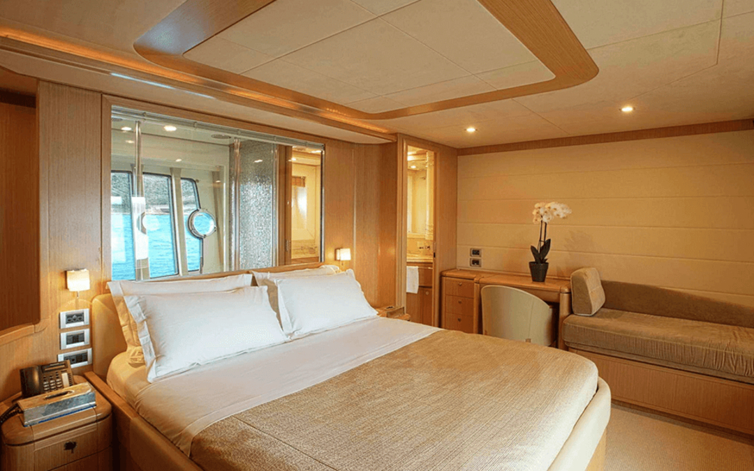 84' Ferretti