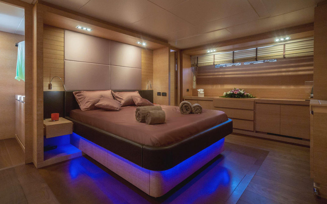 90' Italcraft