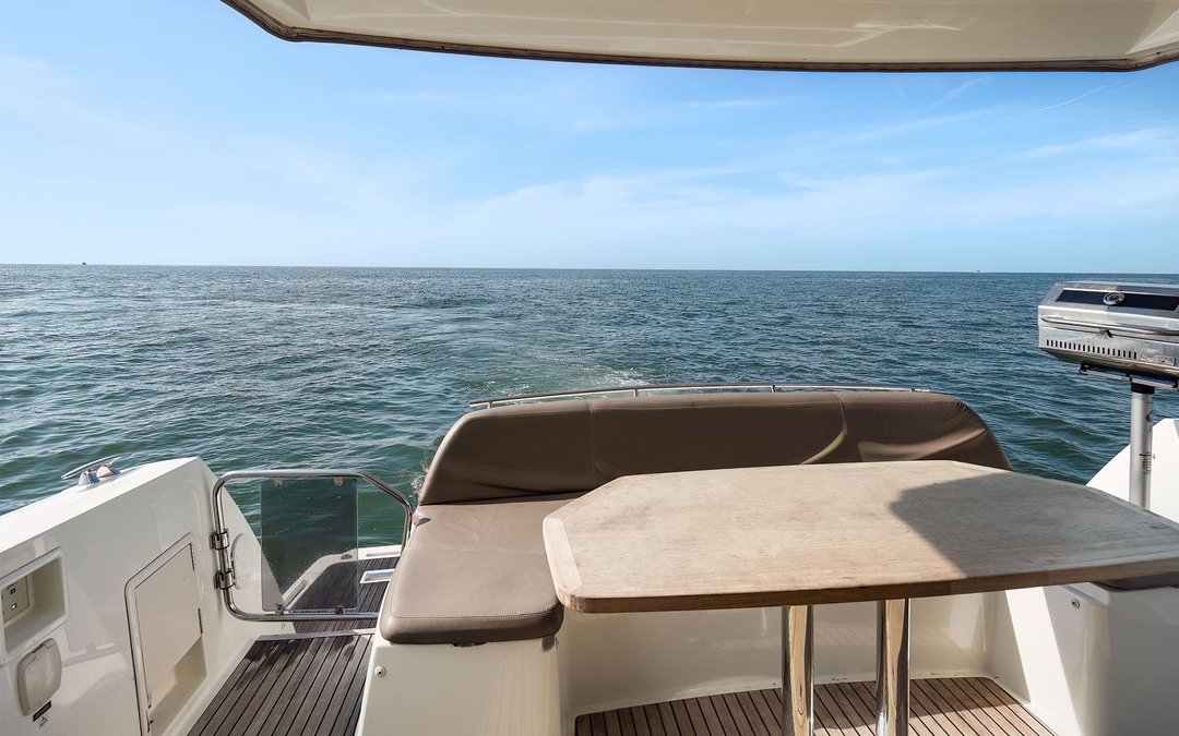 45' Prestige