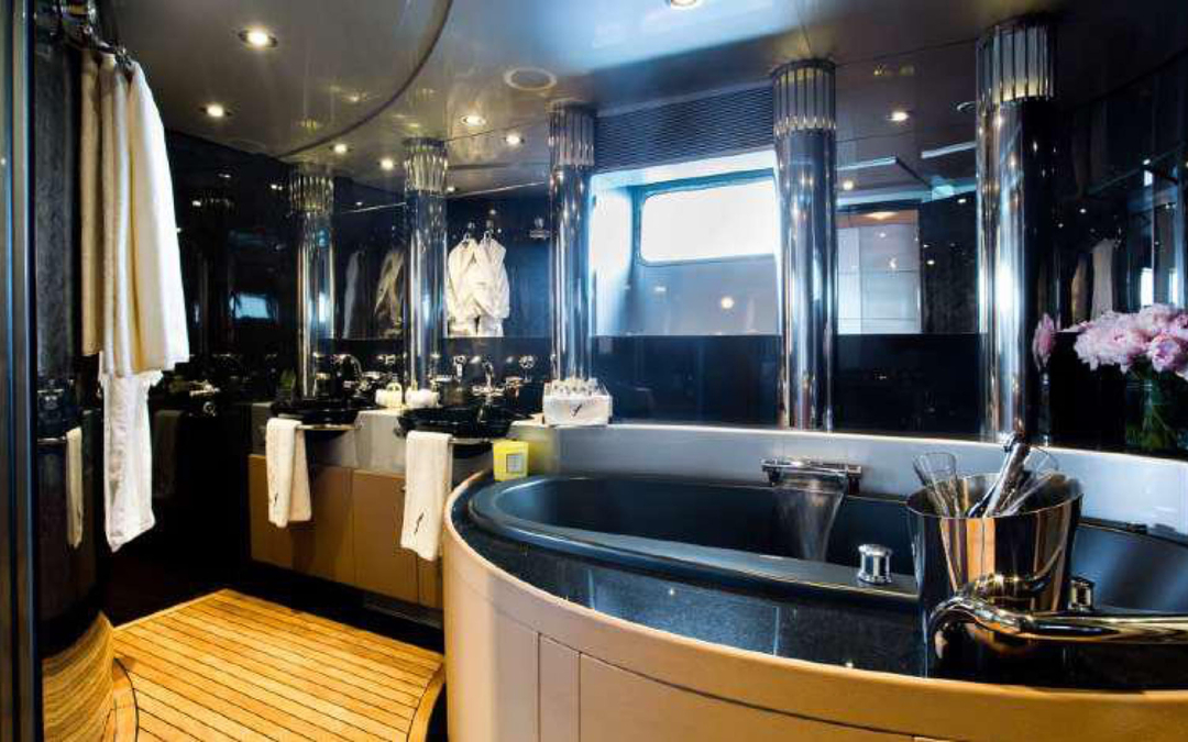 121' Heesen