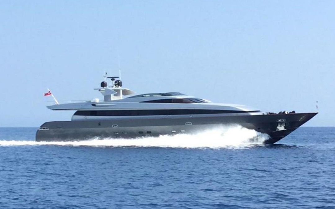 100' Baglietto