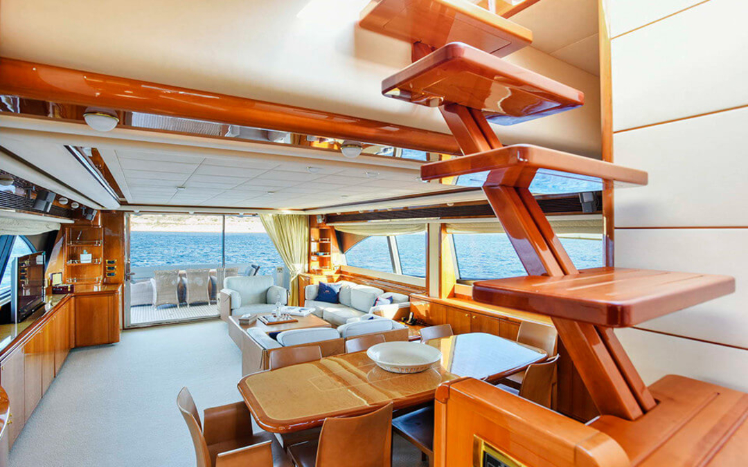 90' Ferretti