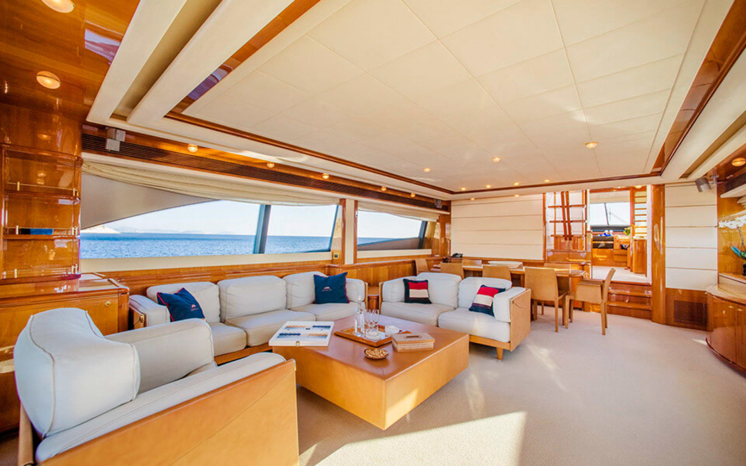 90' Ferretti