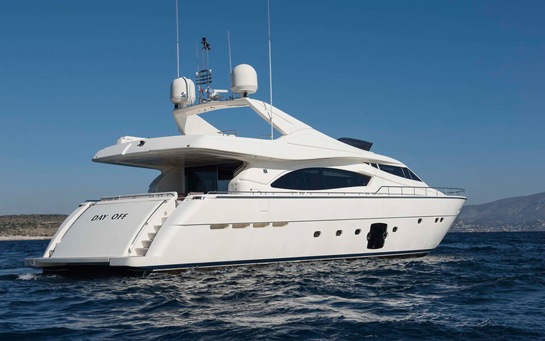 90' Ferretti
