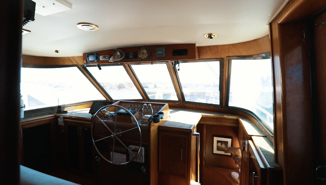 60' Hatteras