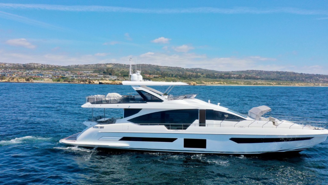 87' Azimut