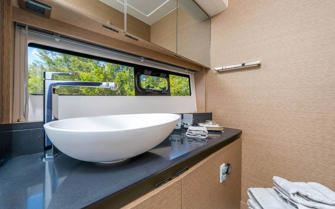 47' Prestige