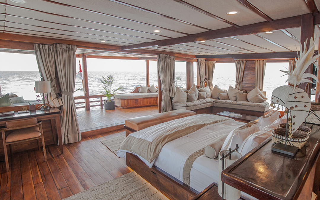 180' Phinisi