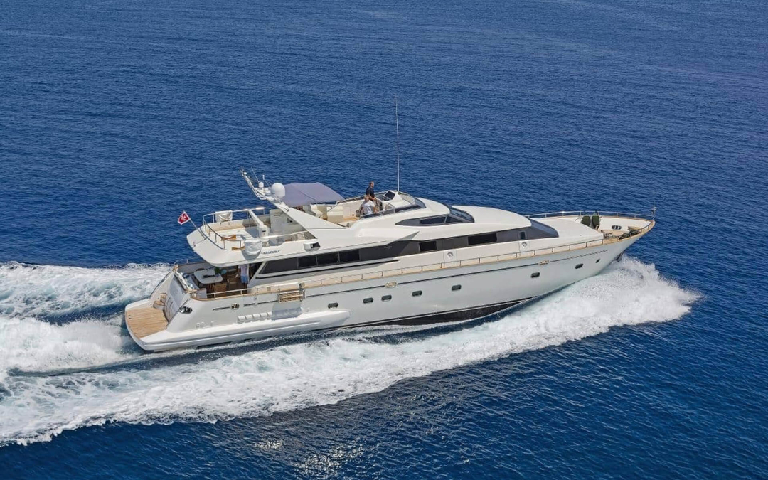 100' Falcon