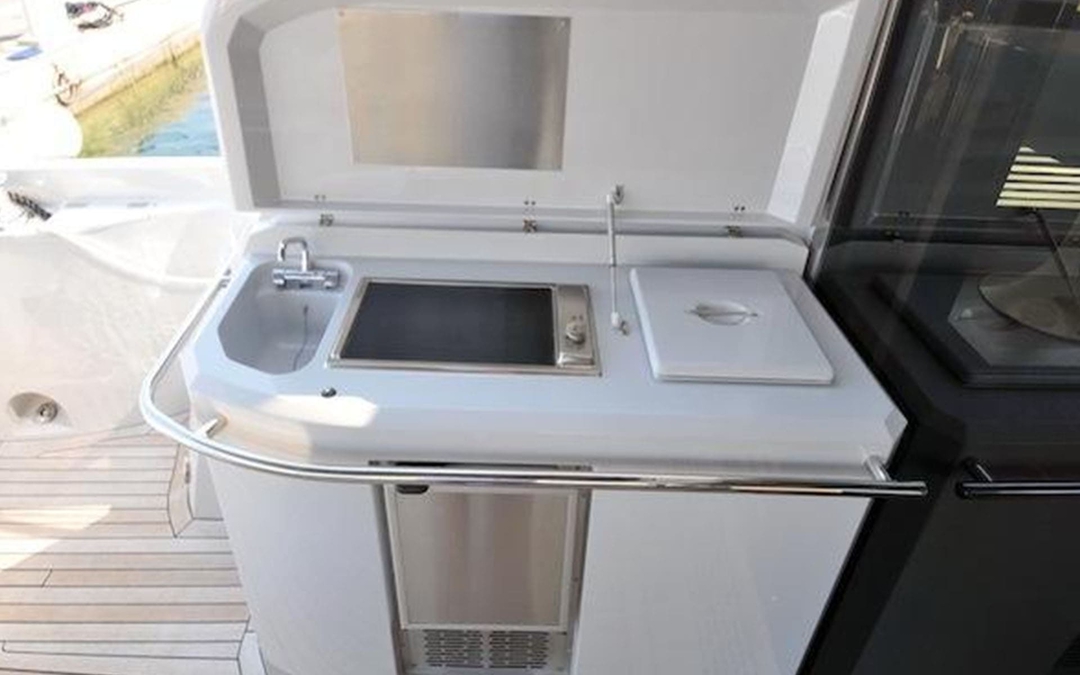 64' Sunseeker