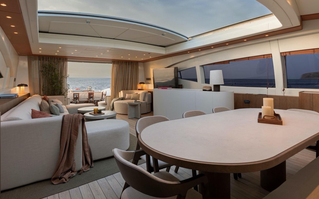 108' Mangusta