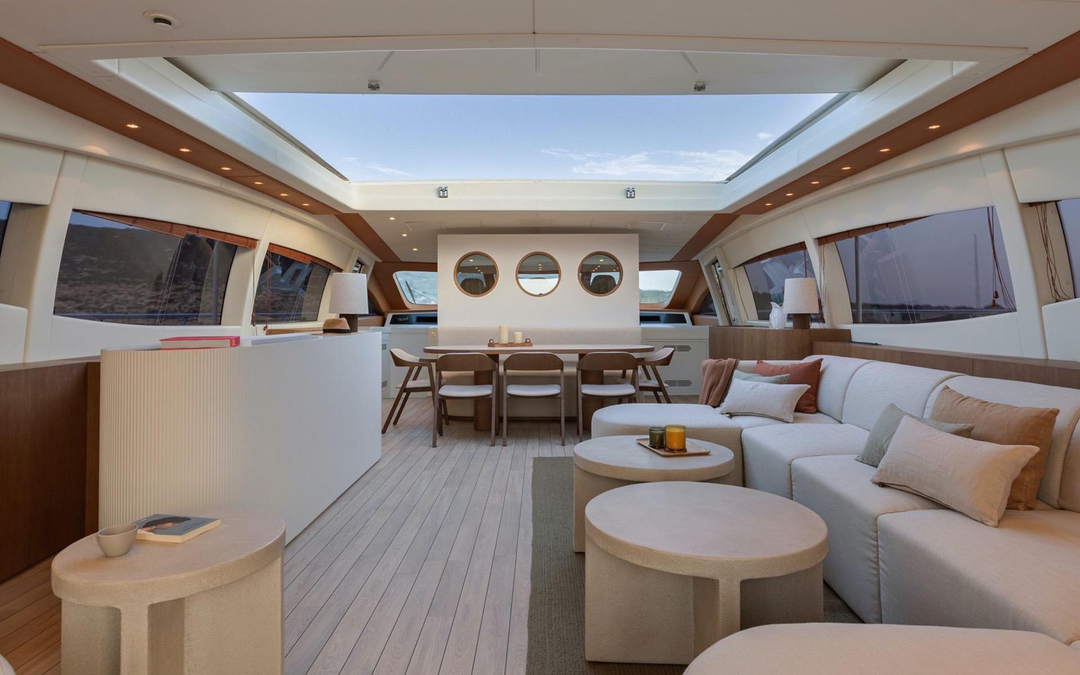 108' Mangusta