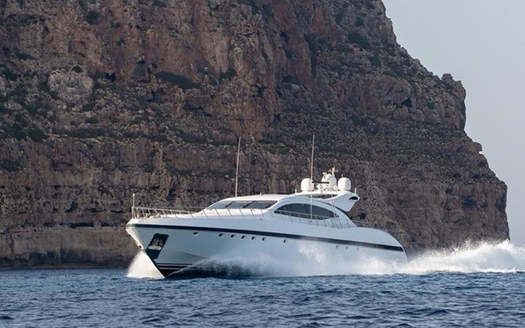 108' Mangusta