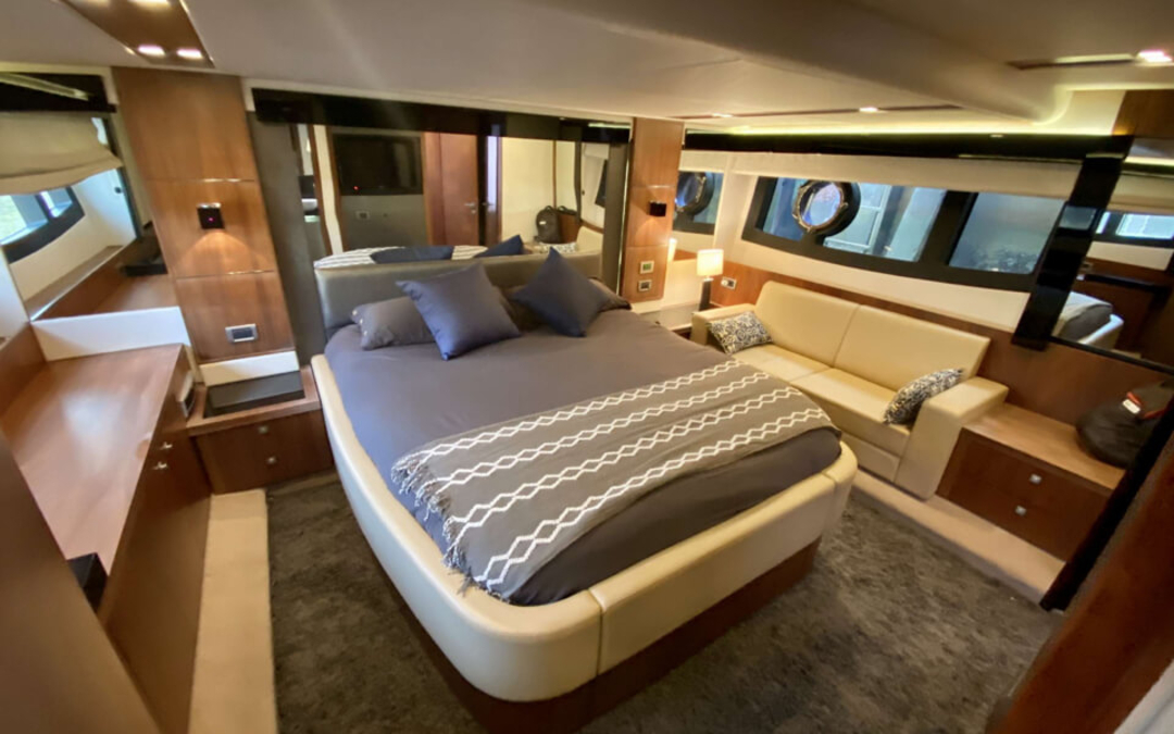 66' Sunseeker