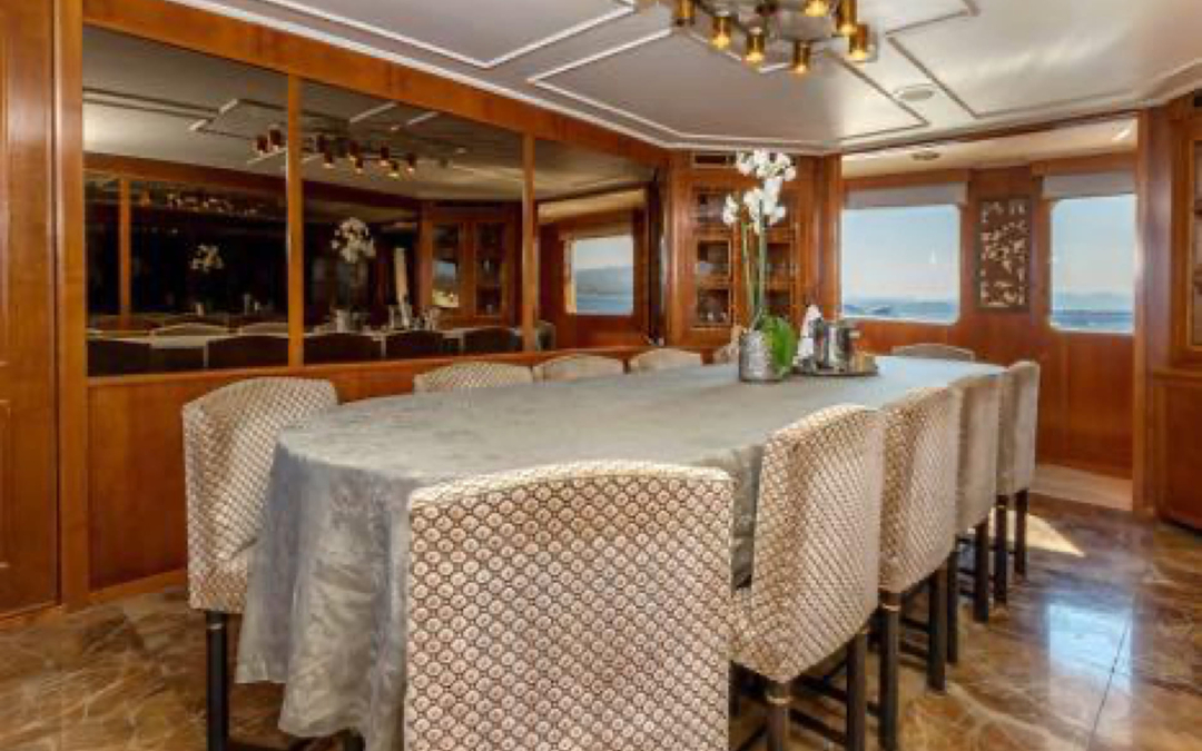 147' Feadship