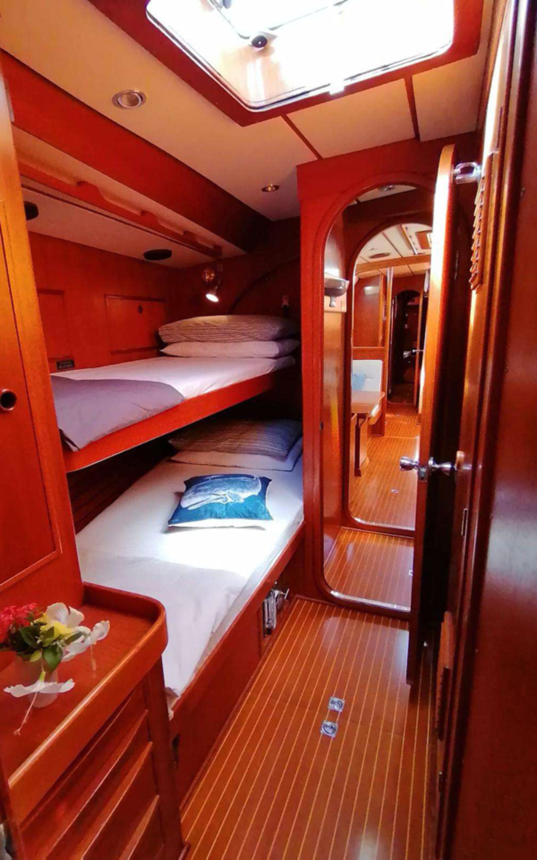 65' Swan