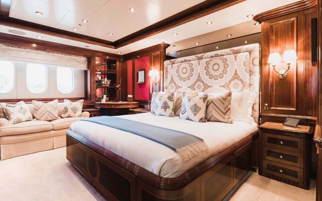 240' Lurssen