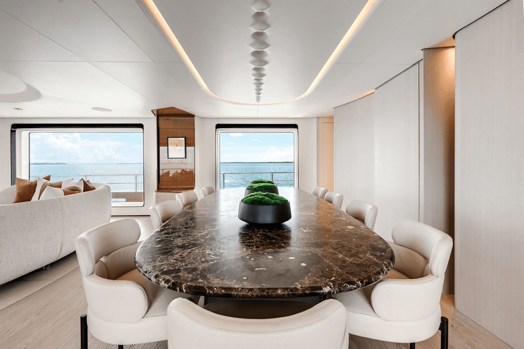 118' Azimut