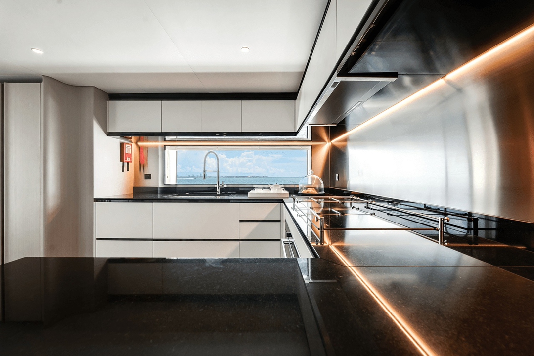 118' Azimut