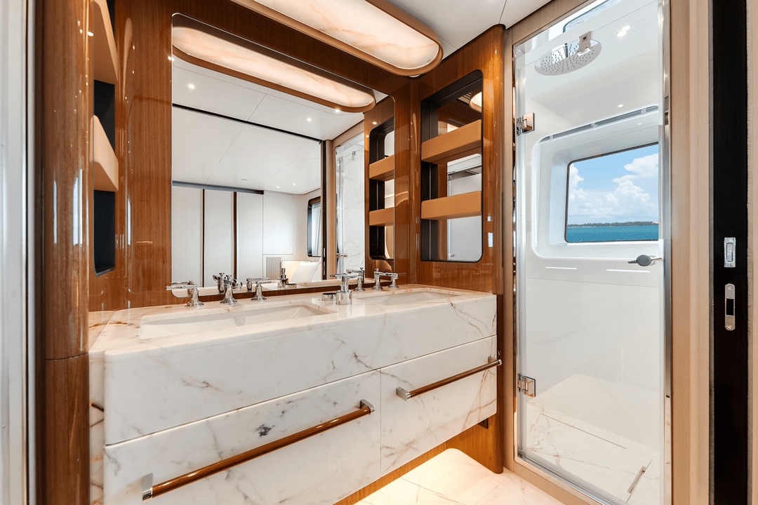 118' Azimut