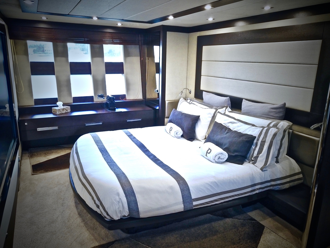 86' Azimut S