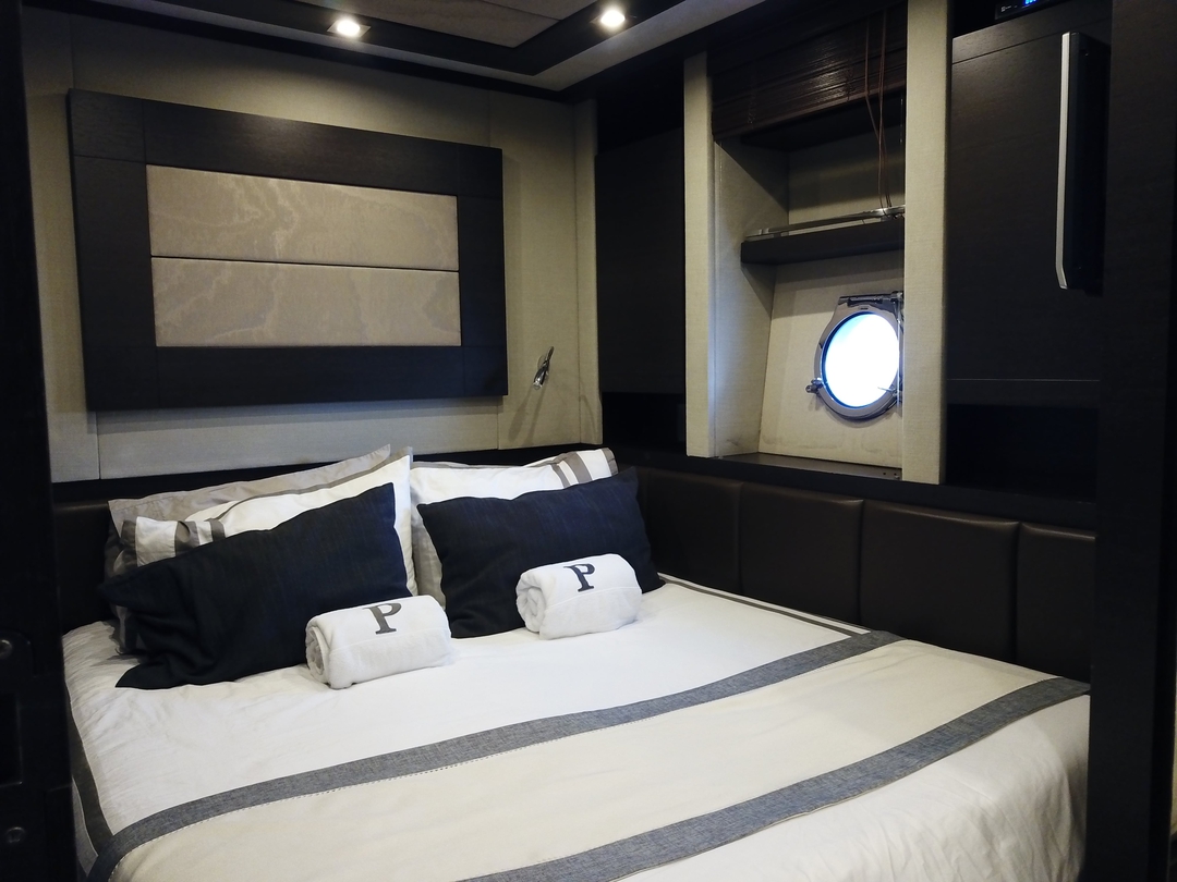 86' Azimut S