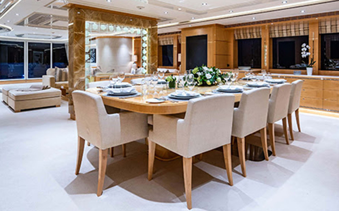 180' Heesen