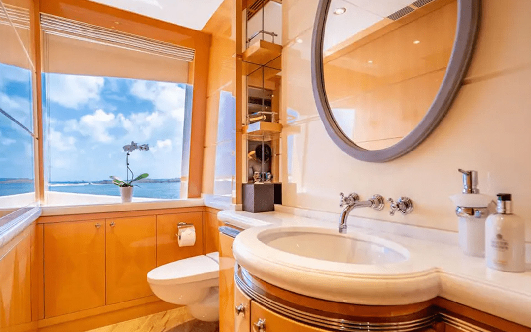 180' Heesen