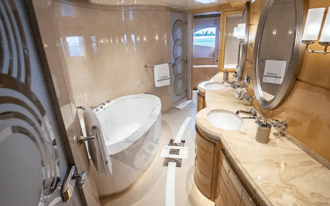 180' Heesen