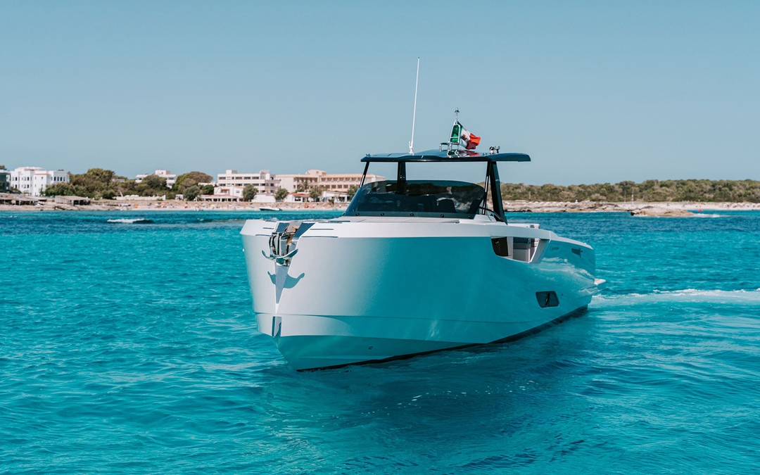 43' Cayman