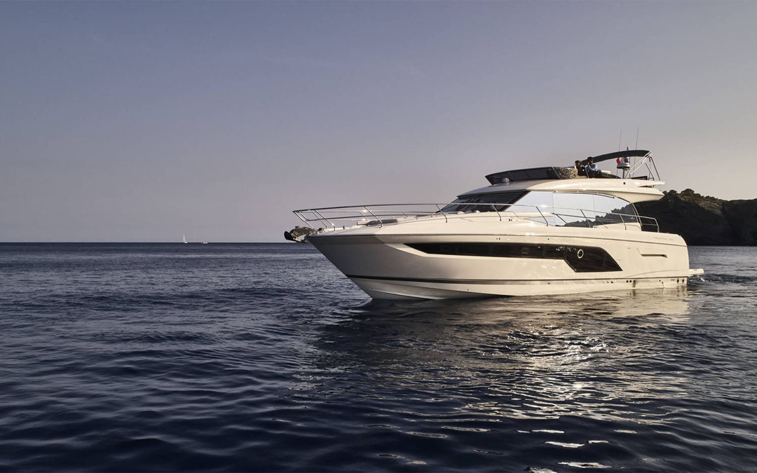62' Prestige
