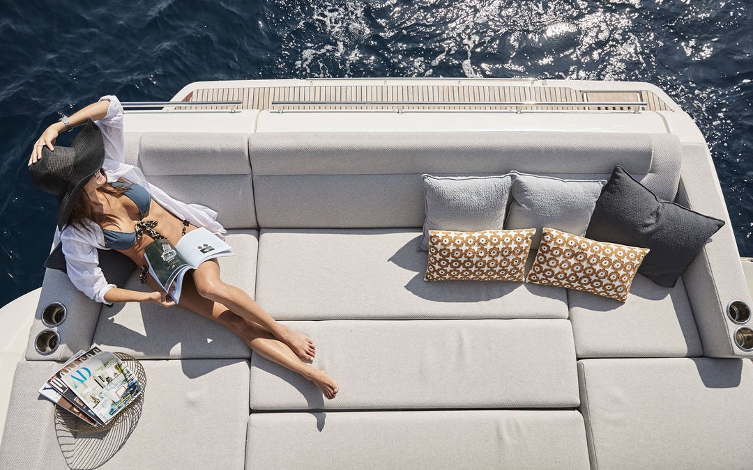 62' Prestige