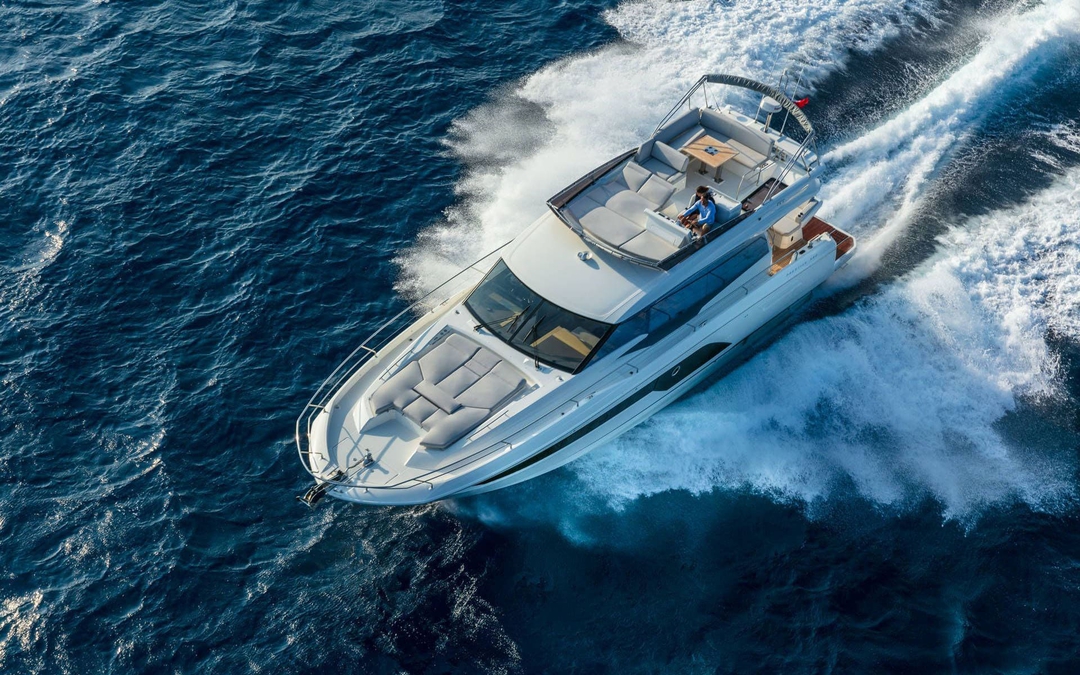 62' Prestige