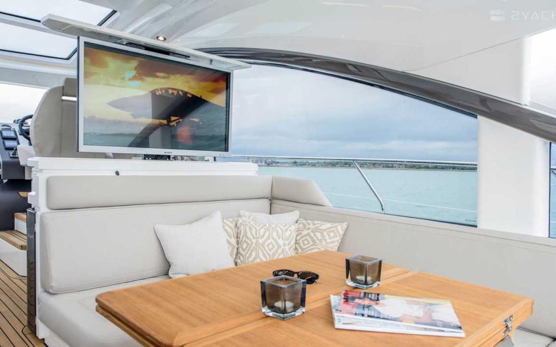 53' Fairline
