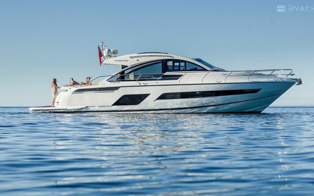 53' Fairline