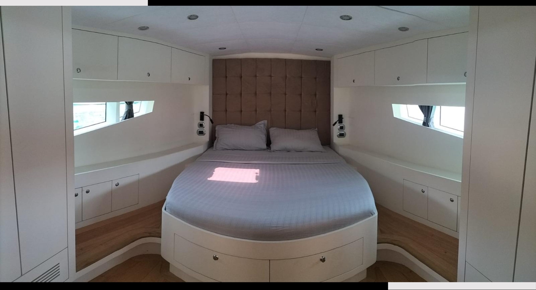 60' Beluga