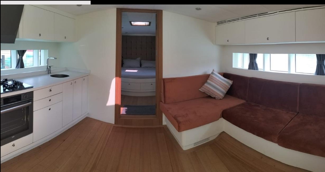 60' Beluga