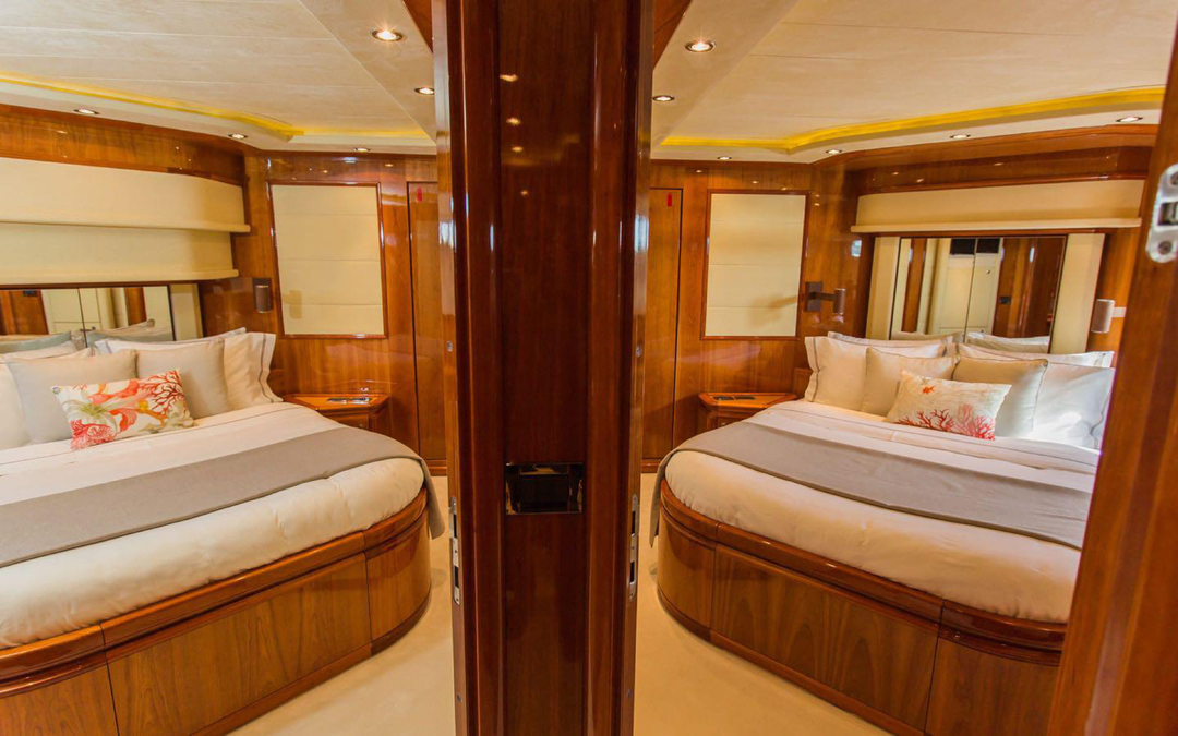 112' Ferretti