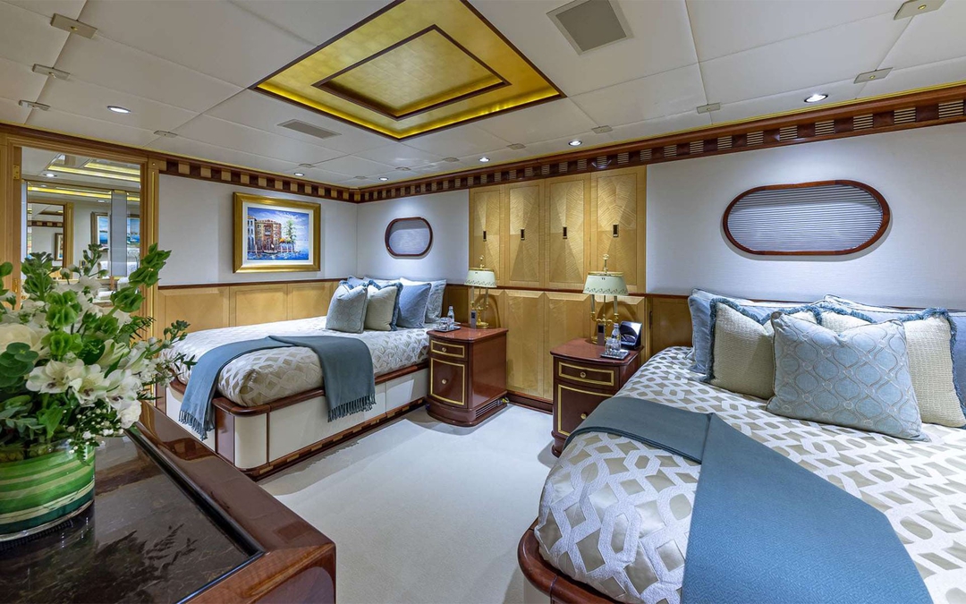 185' Delta Marine