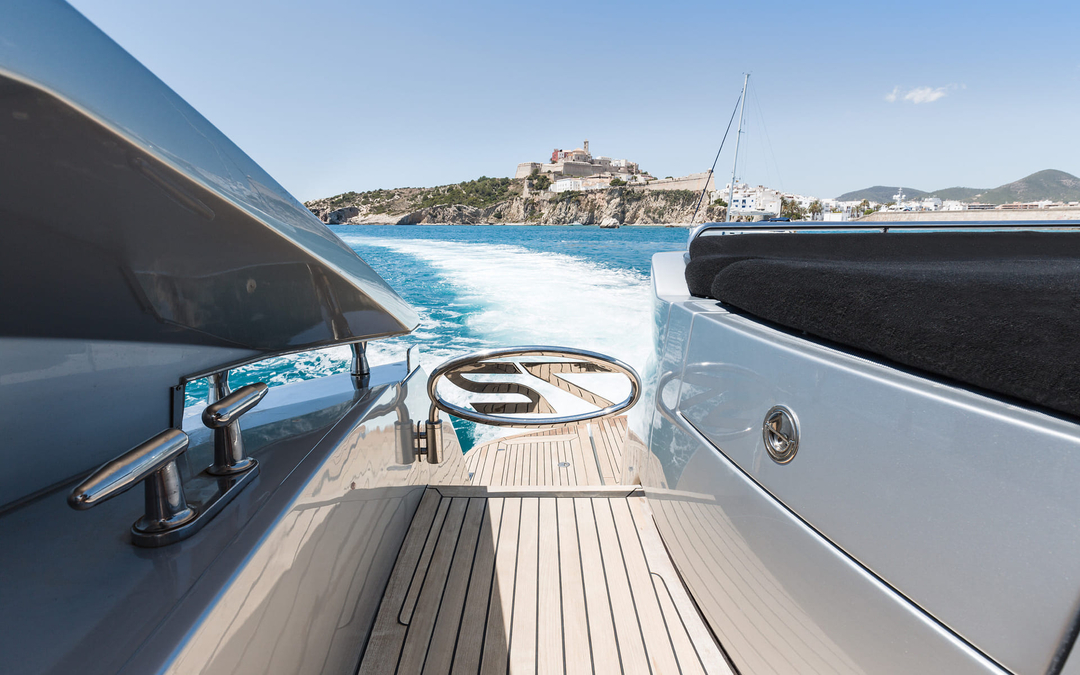 72' Pershing