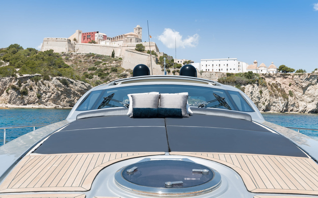 72' Pershing