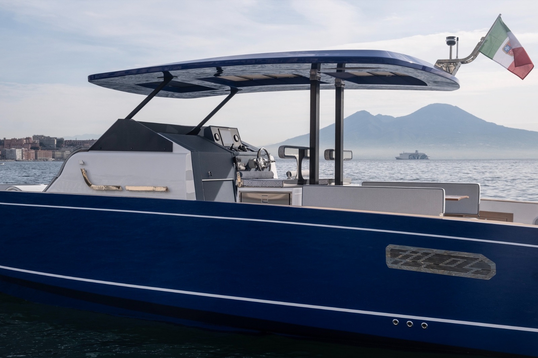 43' IBoat