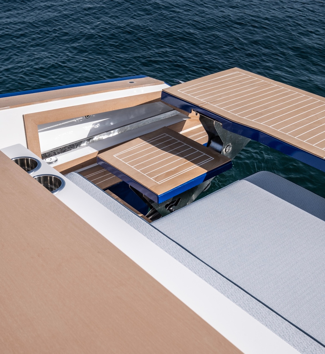 43' IBoat