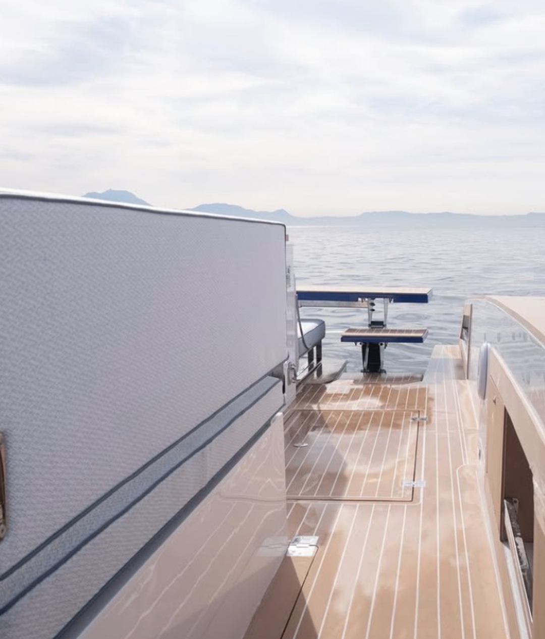 43' IBoat