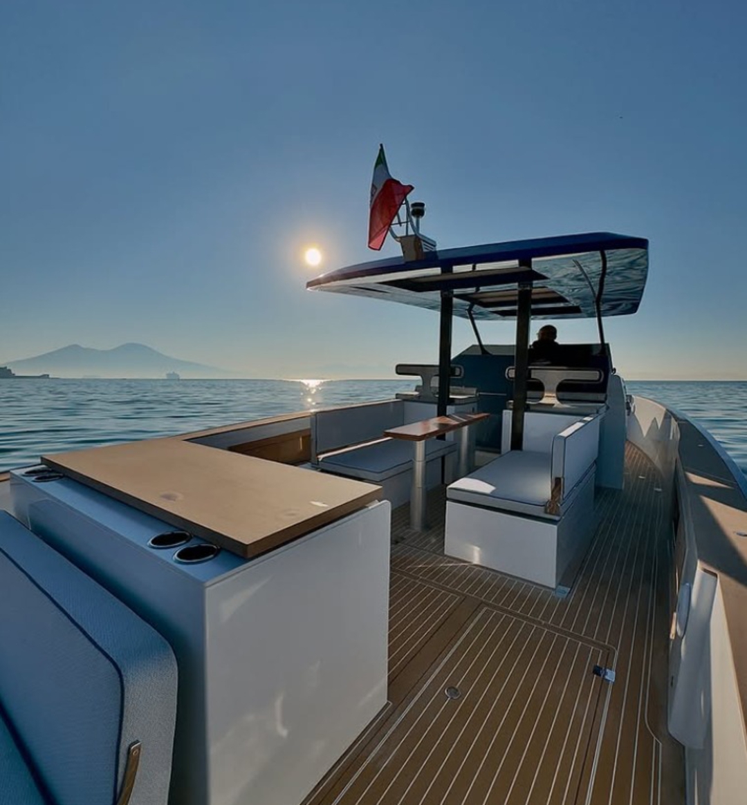 43' IBoat