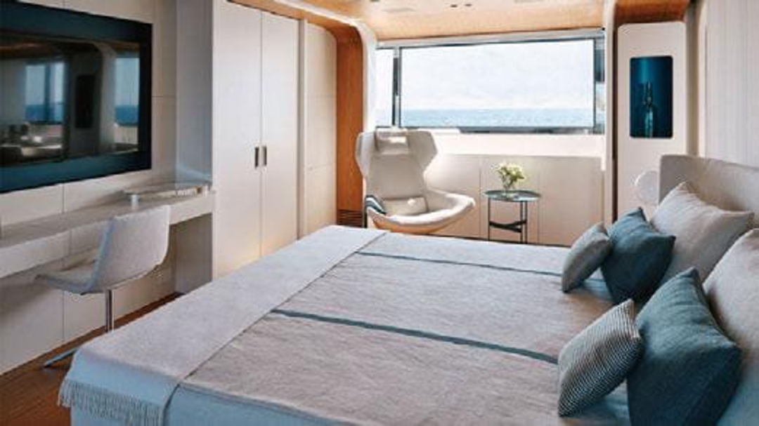 120' Benetti