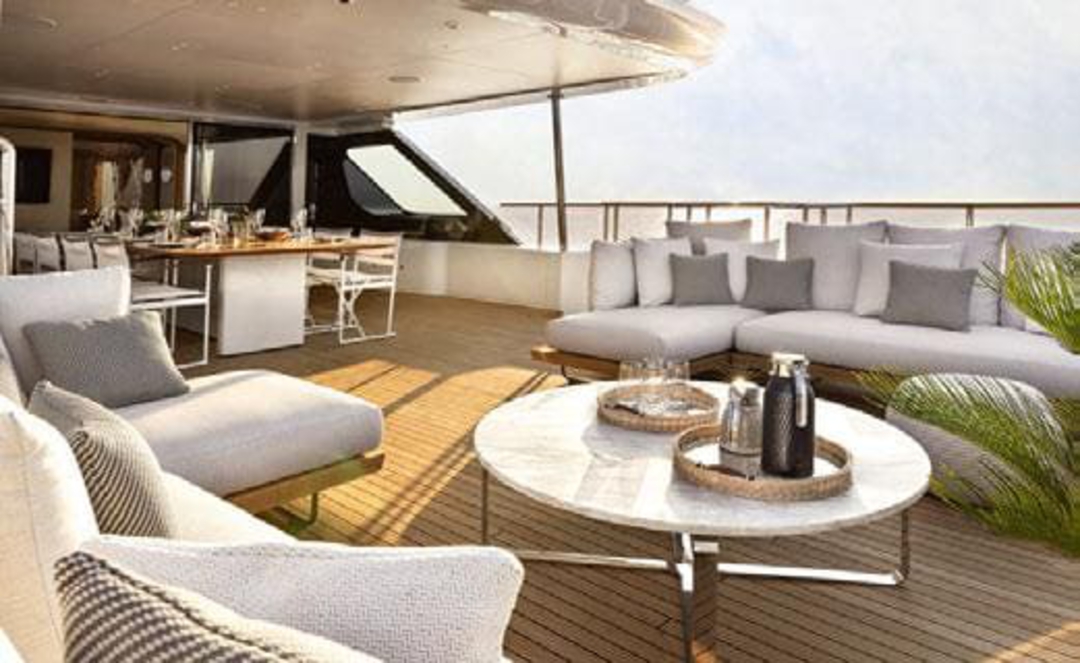 120' Benetti